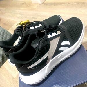 REEBOOK running shoes